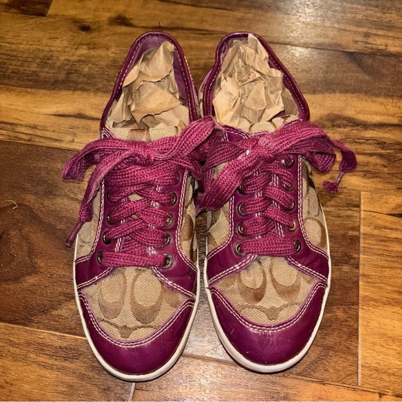 Coach Shoes - COACH Brodi Signature Lace Up size 8.5
